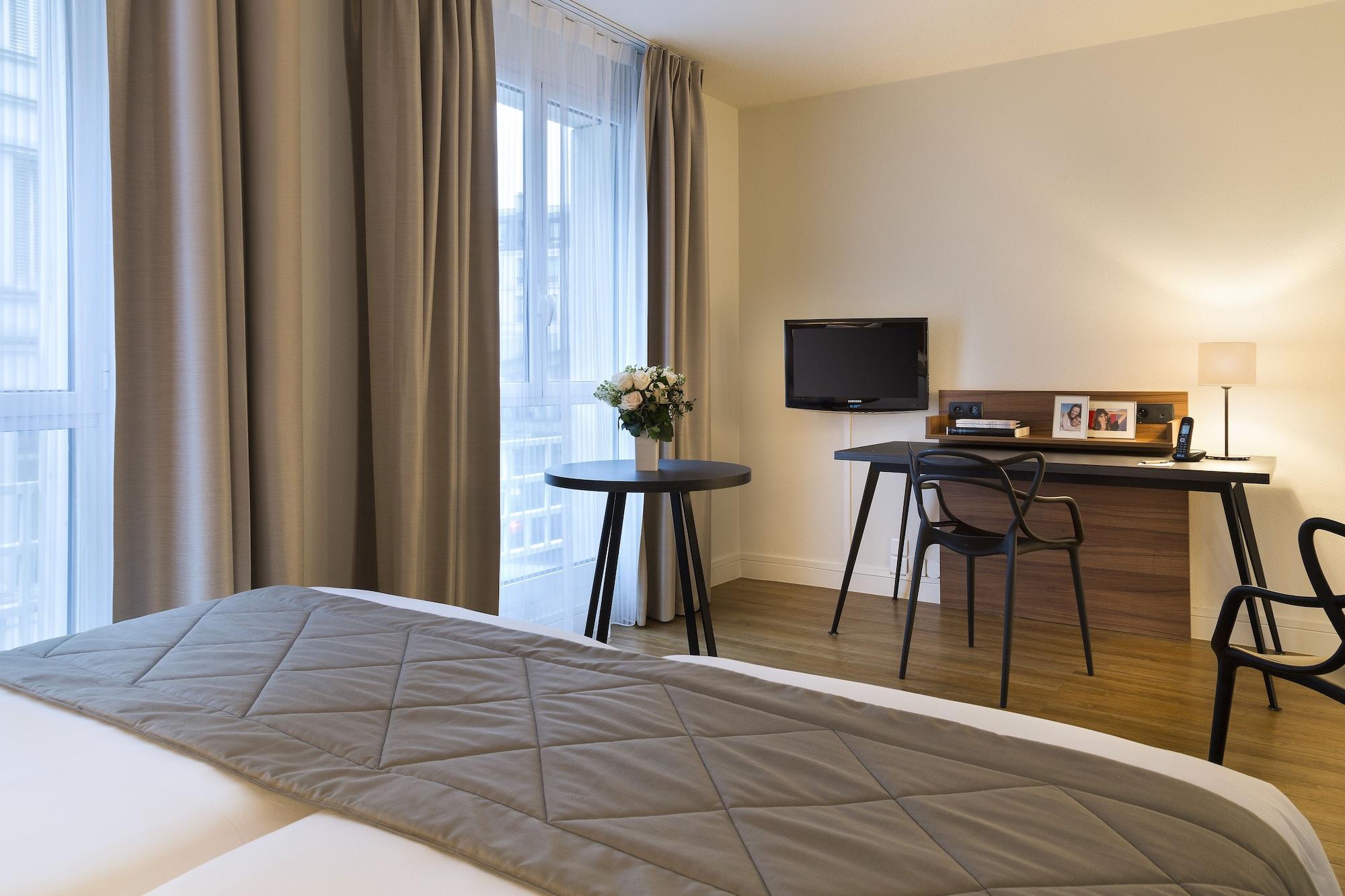 Citadines Tour Eiffel Paris Aparthotel Exterior photo