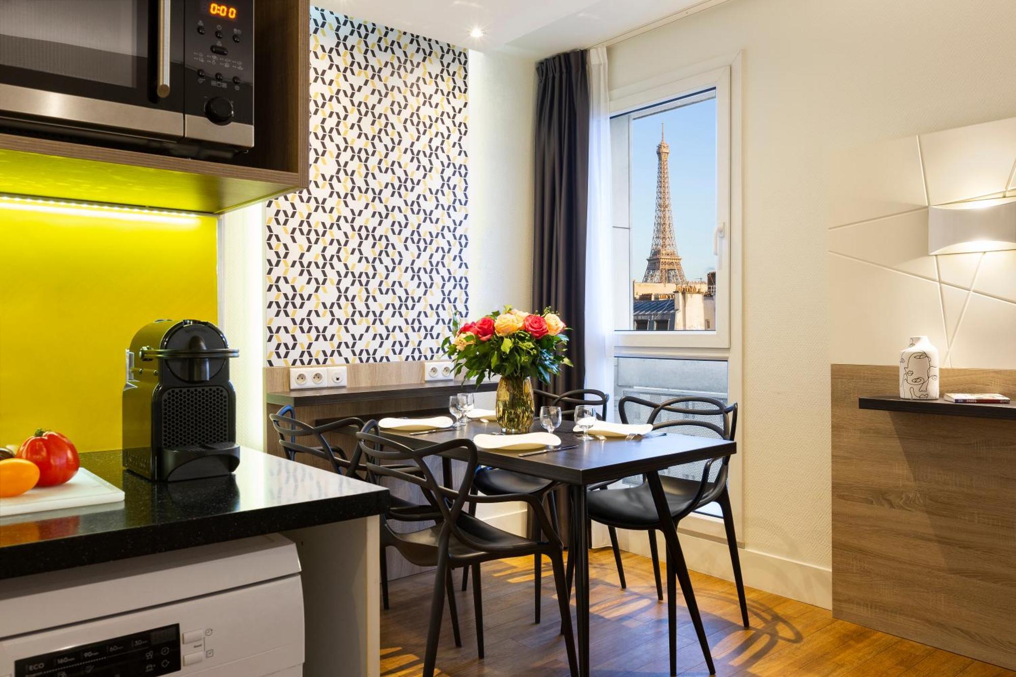 Citadines Tour Eiffel Paris Aparthotel Exterior photo